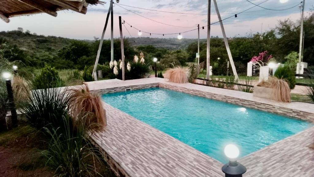 El Rincon De Jose Luis - Cabanas Y Restaurante Tanti Exteriör bild