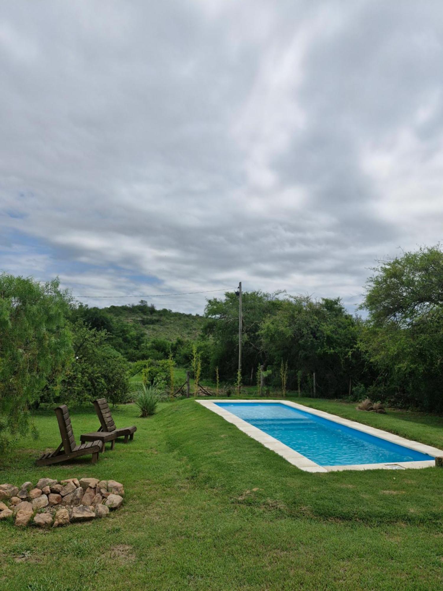 El Rincon De Jose Luis - Cabanas Y Restaurante Tanti Exteriör bild